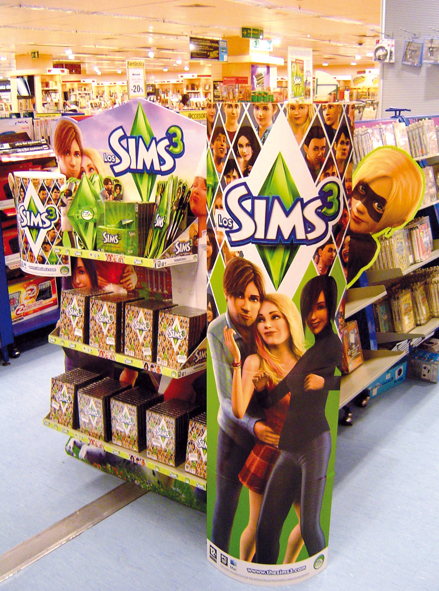 Expositor promocional de Los Sims 3 en El Corte Inglés Diagonal