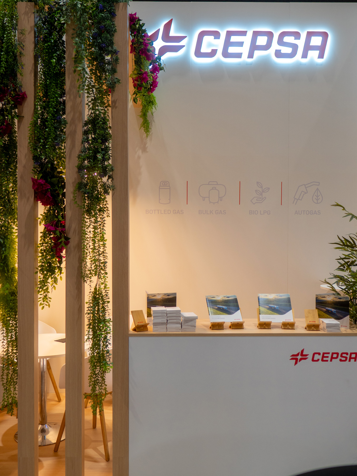 Detalle del stand de Cepsa para European Liquid Gas Congress 2025
