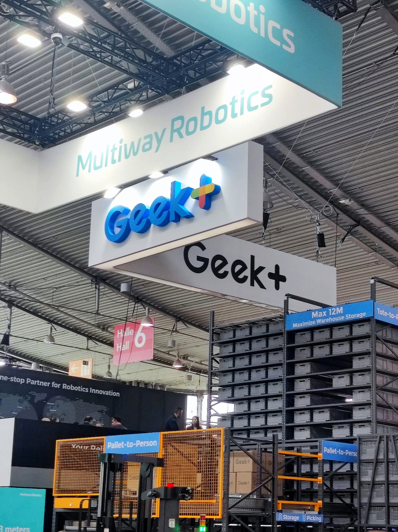 Diseño de la estructura expositiva del stand de Geek+ para LogiMAT 2024