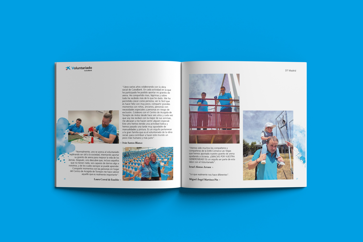 Interior del libro recopilatorio de testimonios de Voluntariado CaixaBank