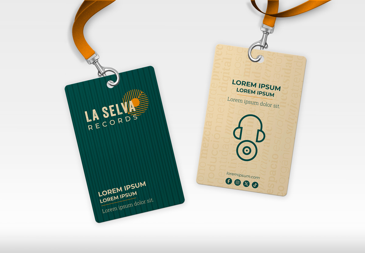 Lanyard aplicando la marca de La Selva Records