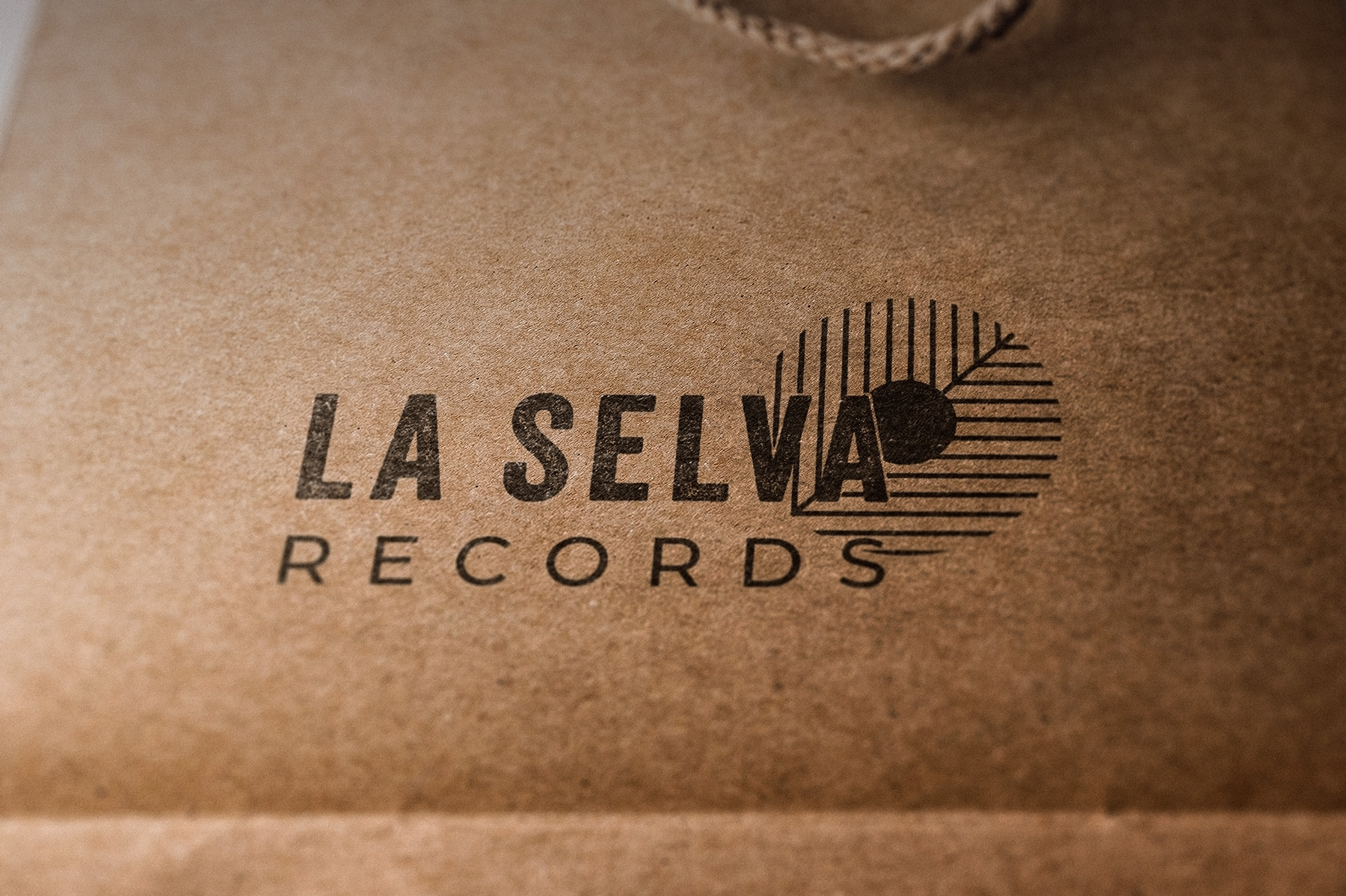 Identidad visual de La Selva Records